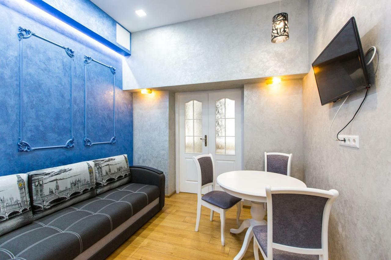 дизайнерська віп по вулиці куліша 14 Apartment *