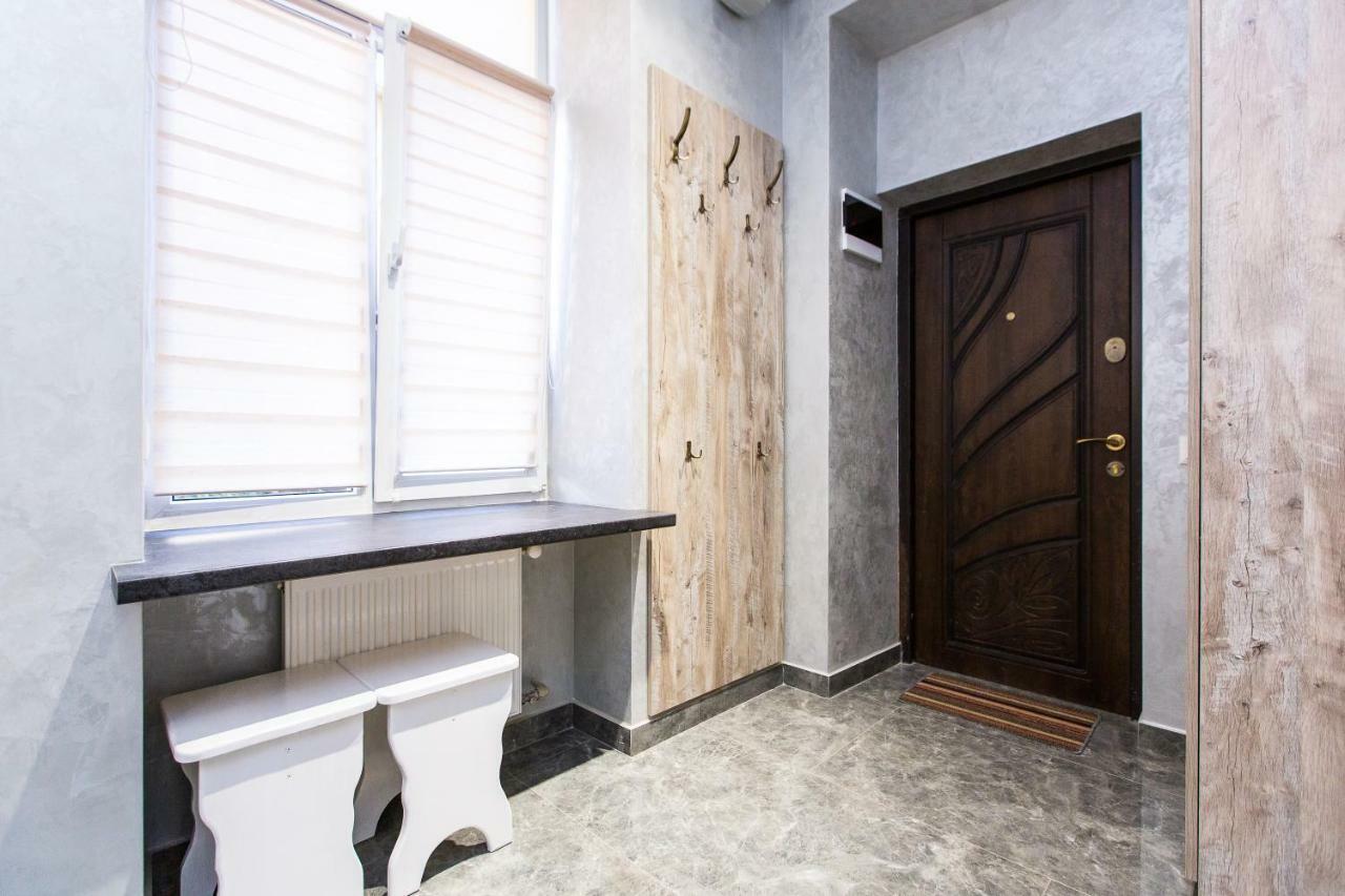 дизайнерська віп по вулиці куліша 14 Apartment