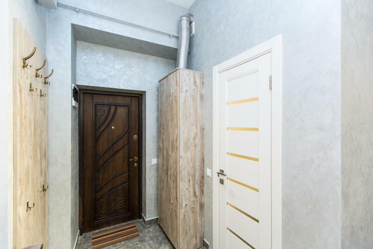 дизайнерська віп по вулиці куліша 14 Lviv