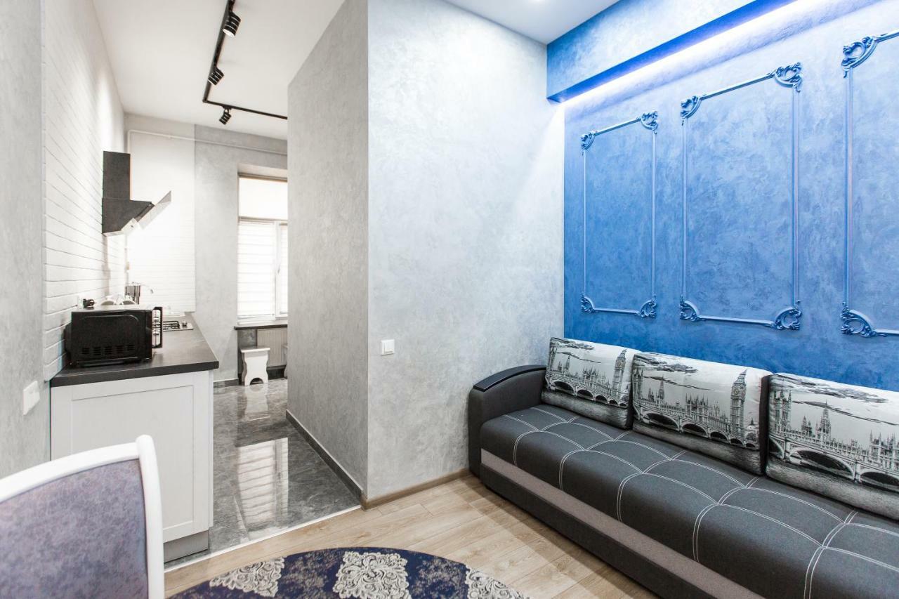 Apartment дизайнерська віп по вулиці куліша 14 Lviv