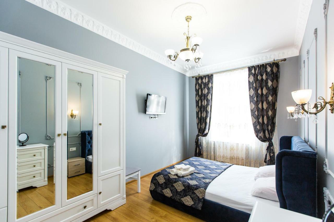 дизайнерська віп по вулиці куліша 14 * Lviv