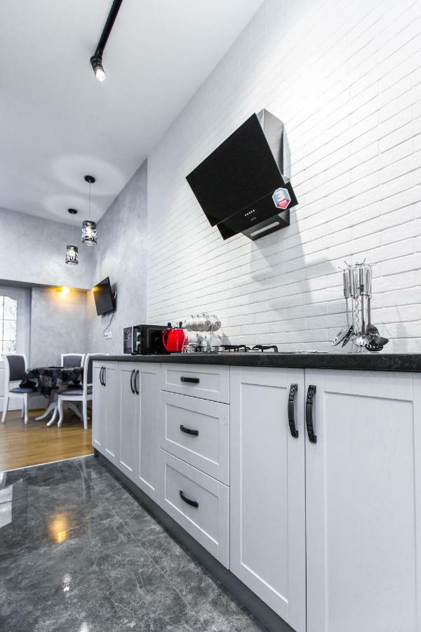 дизайнерська віп по вулиці куліша 14 Apartment