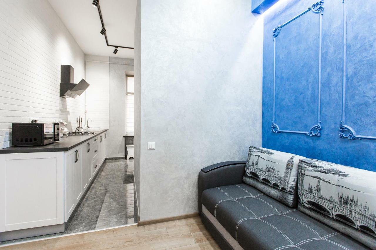 дизайнерська віп по вулиці куліша 14 Daire Lviv